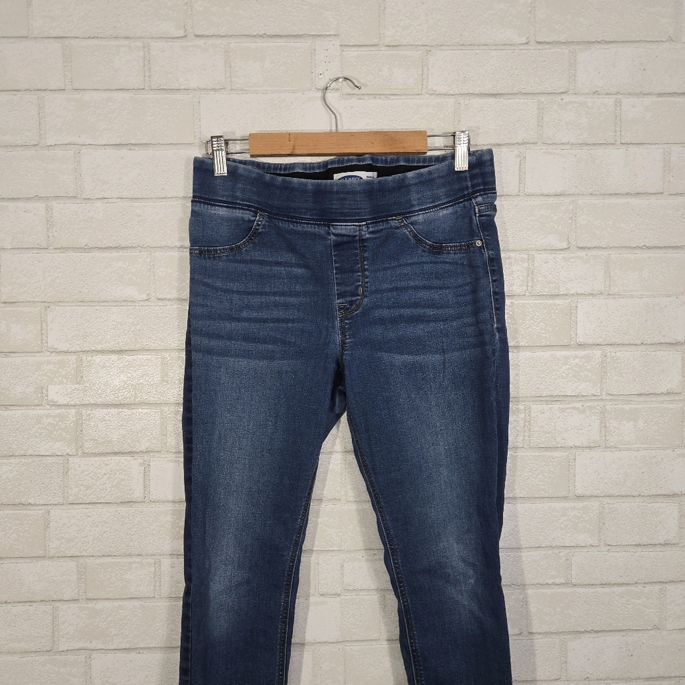 Old Navy Rockstar super skinny jeans - Picture 5 of 13